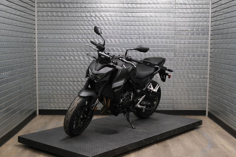 NEW 2025 HONDA CB750 HORNET Image 7