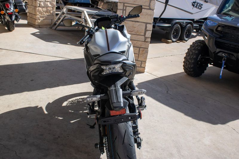 NEW 2026 KAWASAKI NINJA ZX6R Image 7