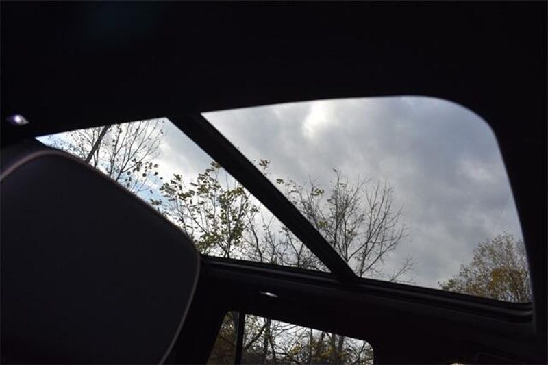 New 2026 Chevrolet Tahoe PremierImage 15