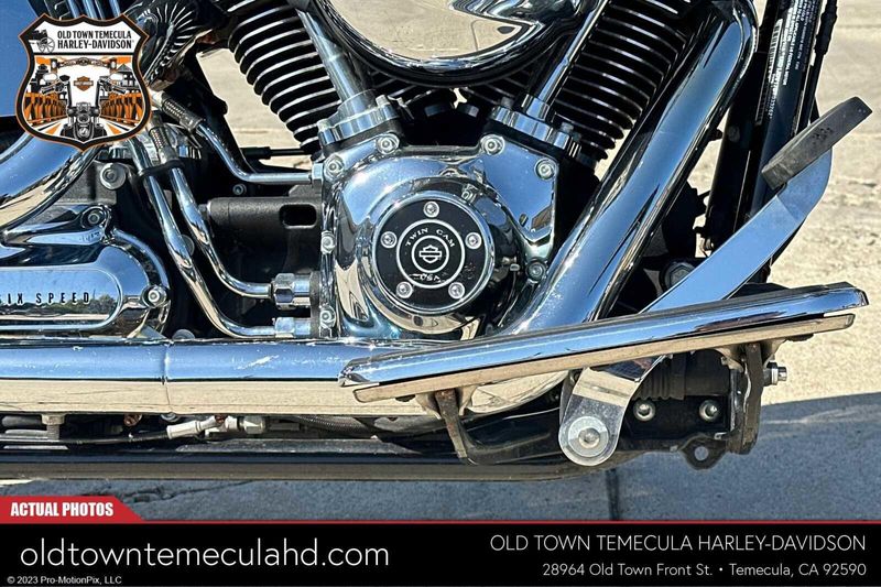 2016 Harley-Davidson Softail in a BLACK W/PINSTRIPE exterior color. BMW Motorcycles of Temecula – Southern California (951) 506-6903 bmwmotorcyclesoftemecula.com 