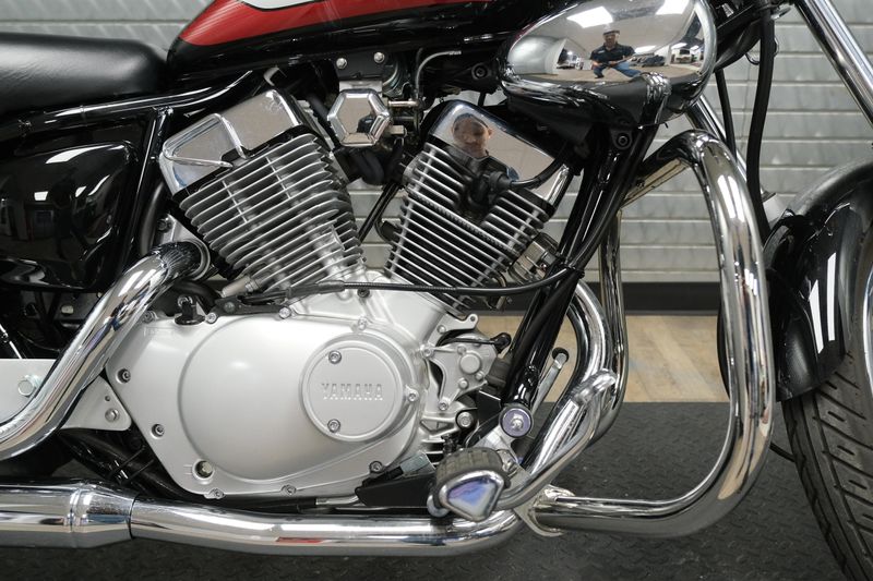 NEW 2025 YAMAHA V STAR 250 Image 9