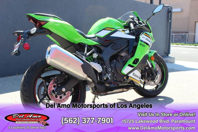 2025 Kawasaki NINJA ZX-4RR ABS KRT EDITION ABS Image 6