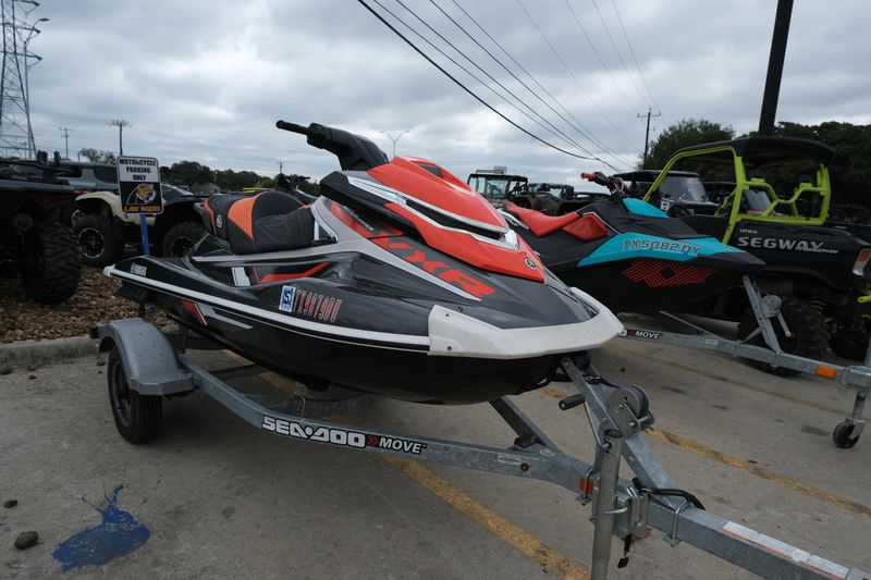 2017 Yamaha VXR CARBON AND LAVA Image 6