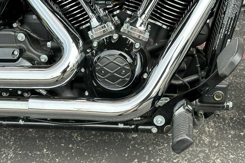 2021 Harley-Davidson SoftailImage 12