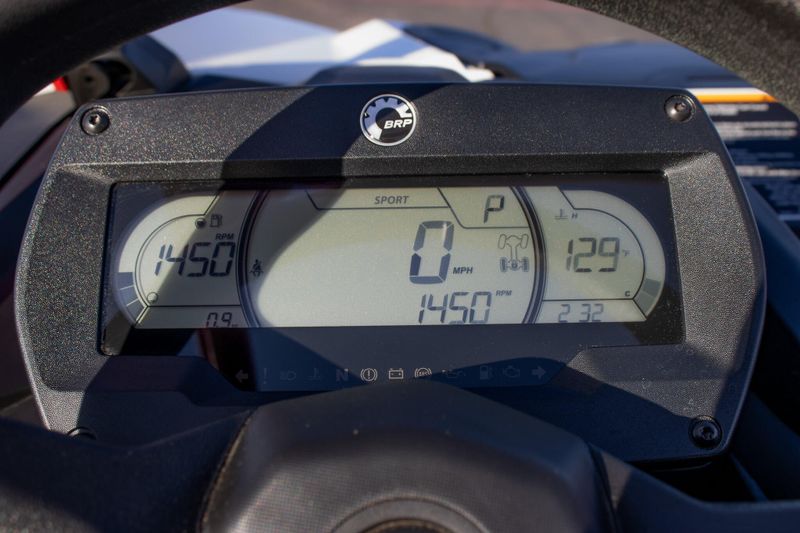 NEW 2026 CAN-AM MAVERICK SPORT X RC 1000R Image 9