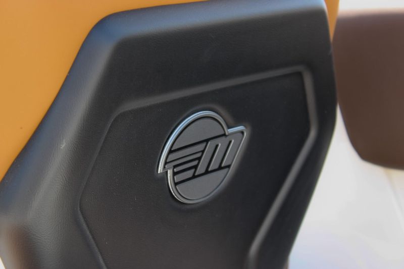 2024 MALIBU 21 LX  in a WHITE exterior color. Family PowerSports (877) 886-1997 familypowersports.com 