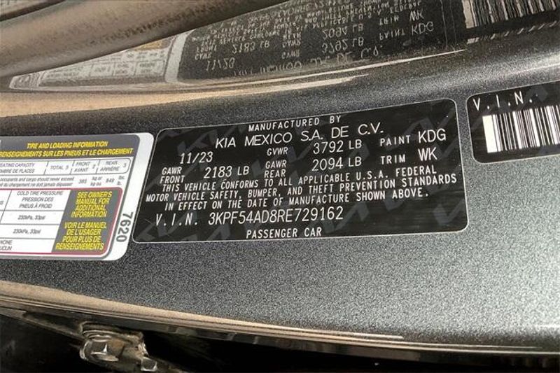 2024 Kia Forte GT-Line photo 31