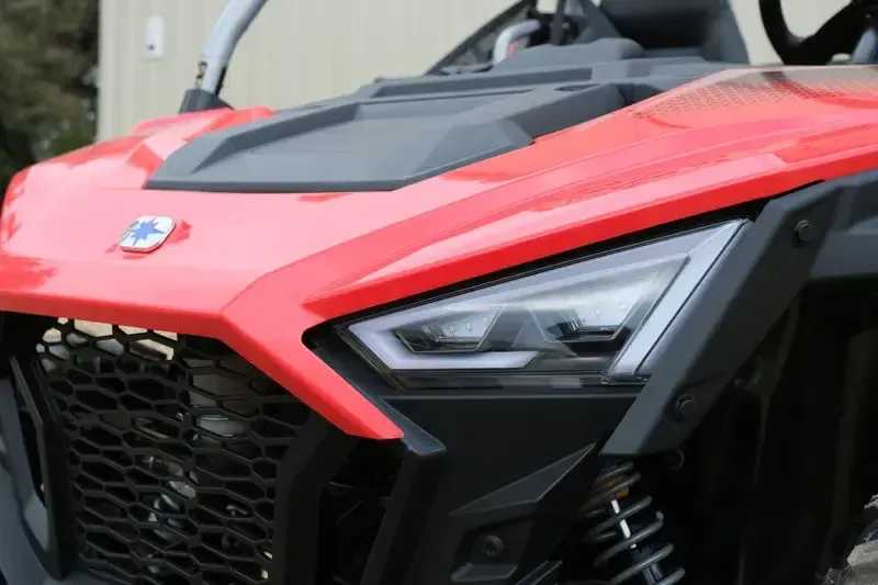 NEW 2026 POLARIS RZR 200 EFI Image 9