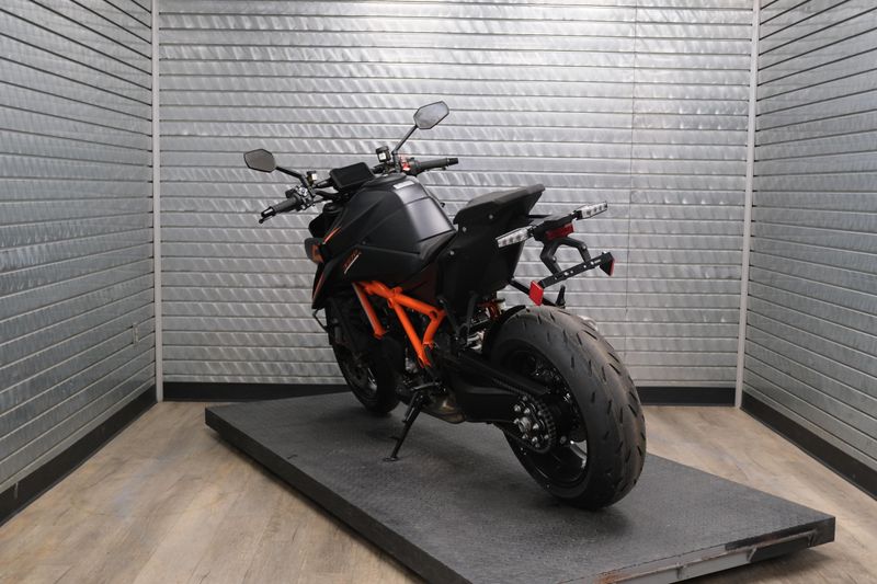 NEW 2026 KTM 1390 SUPER DUKE R EVO Image 5