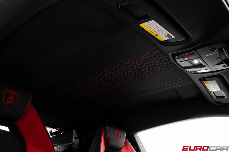 Used 2024 Lamborghini Revuelto *HUGE CARBON OPTIONS * FACTORY MATTE PAINT*Image 49