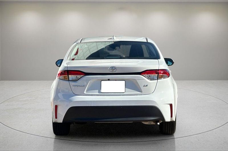 New 2025 Toyota Corolla LEImage 4