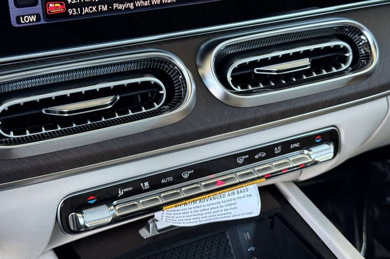 New 2027 Mercedes-Benz GLS 450Image 18