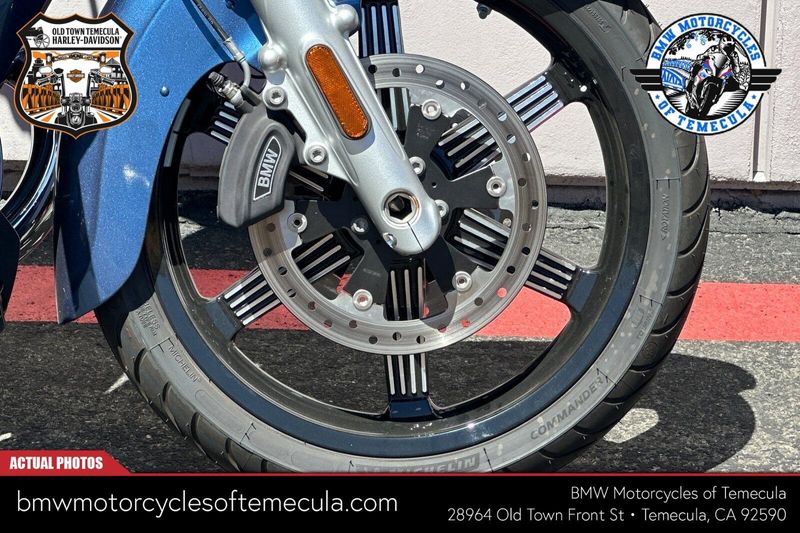 2023 BMW R 18 Transcontinental in a GRAVITY BLUE METALLIC exterior color. BMW Motorcycles of Temecula – Southern California (951) 506-6903 bmwmotorcyclesoftemecula.com 