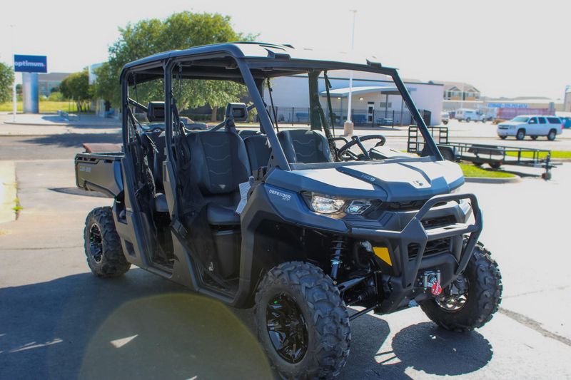 NEW 2025 CAN-AM DEFENDER MAX XT HD9 Image 1