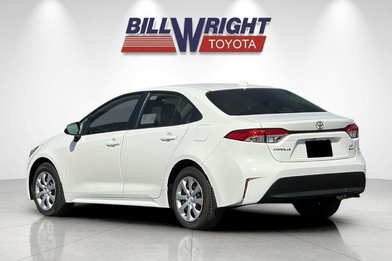 New 2027 Toyota Corolla Hybrid LEImage 5