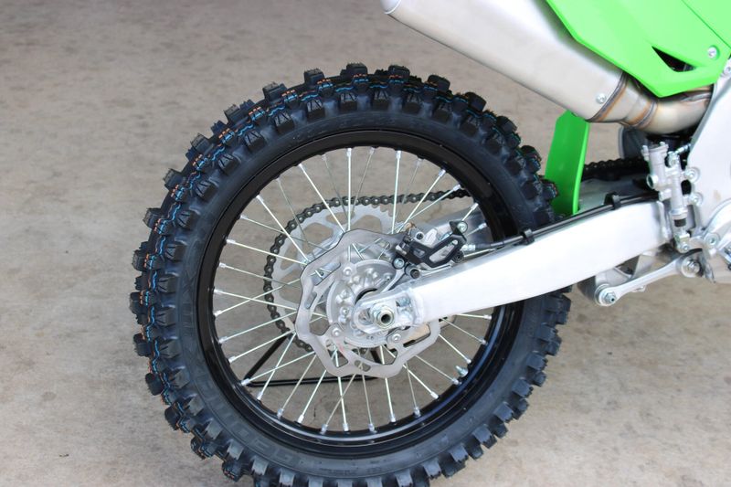 New 2026 Kawasaki KX250 LIME GREEN Image 13