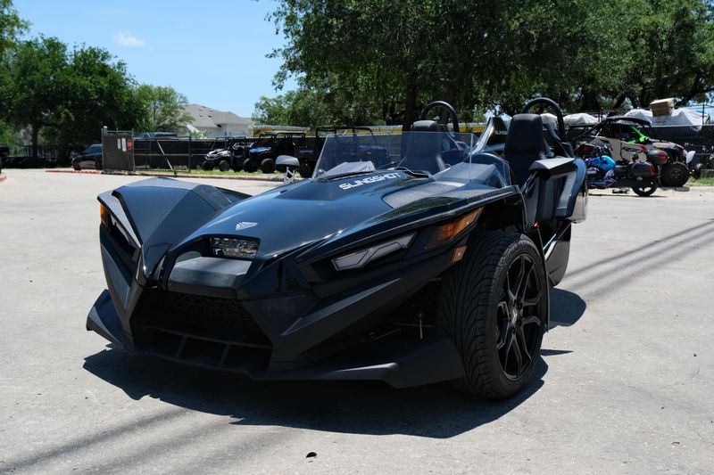 USED 2026 POLARIS SLINGSHOT S AUTODRIVE Image 6
