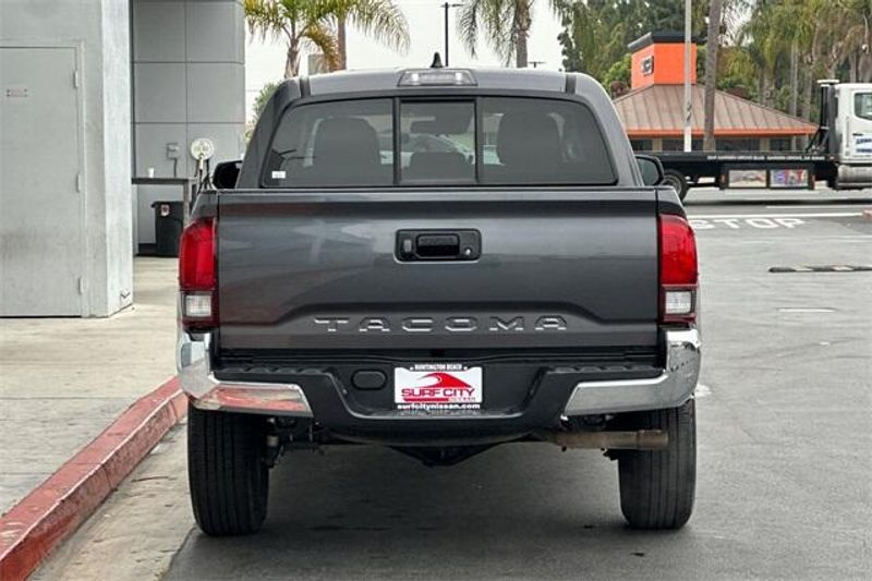 Used 2023 Toyota Tacoma Image 5
