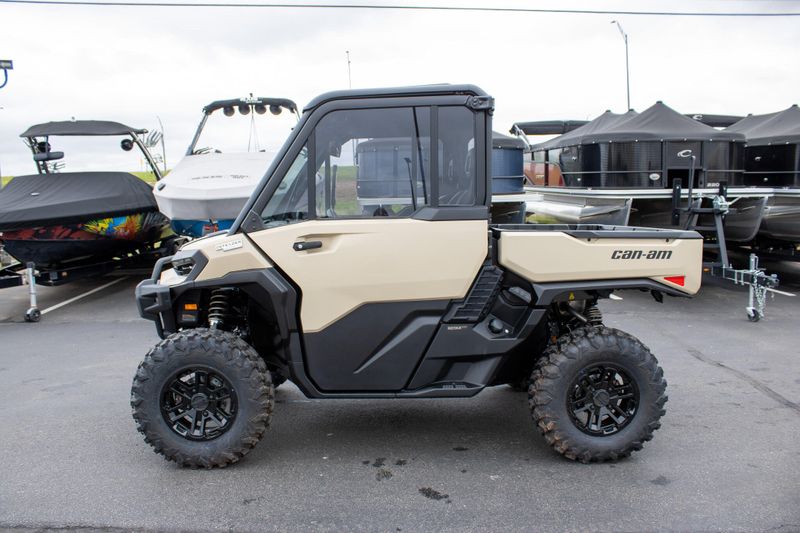 NEW 2026 CAN-AM DEFENDER LIMITED CAB HD11 Image 4