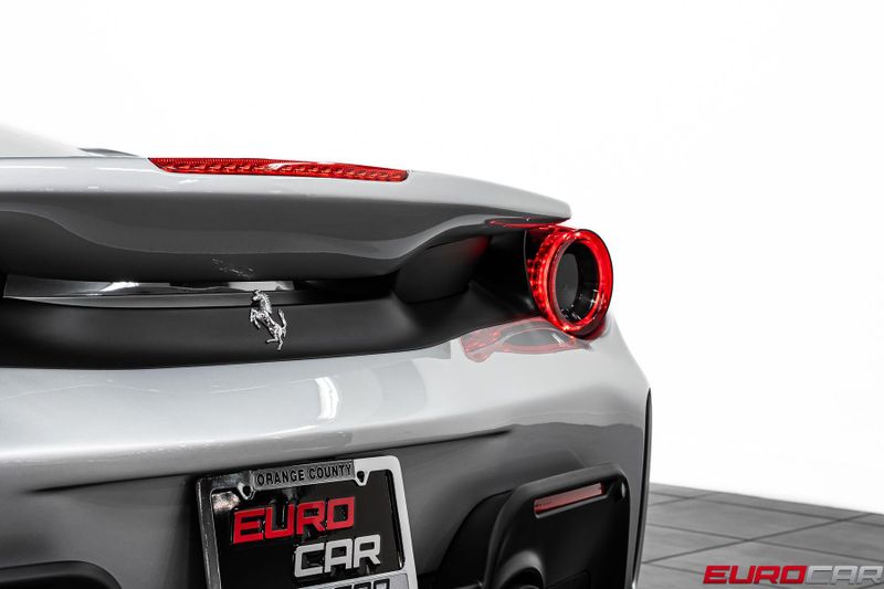 2020 Ferrari 488 Pista *HUGE CARBON INTERIOR OPTIONS * SUSPENSION LIFTER*Image 23