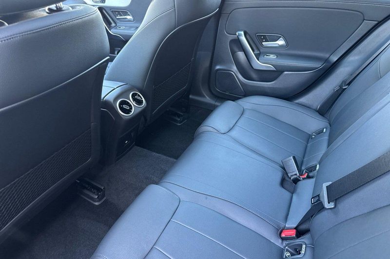 Used 2025 Mercedes-Benz CLA 250Image 13