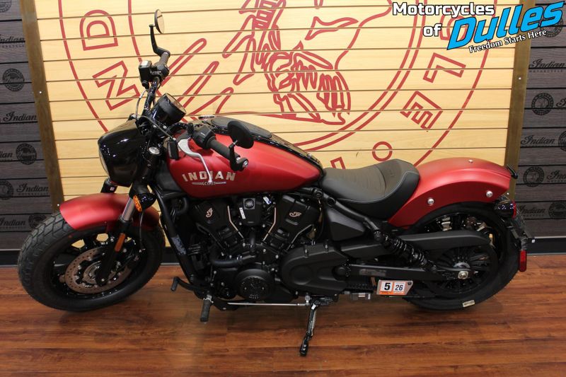 2025 Indian Motorcycle Scout Bobber Limited + Tech Image 5