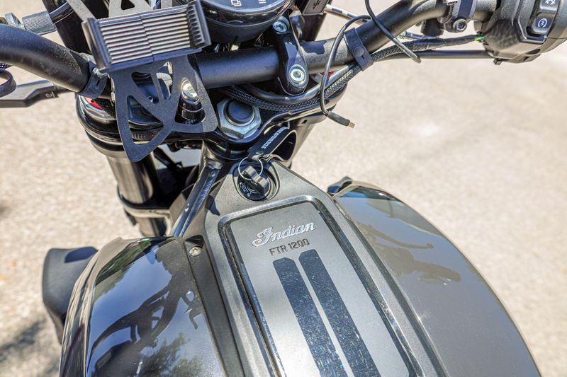 USED 2024 INDIAN MOTORCYCLE FTR SPORT STORM GRAY  RED 49ST Image 19