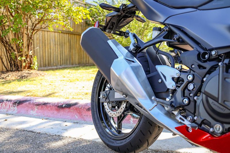 NEW 2026 KAWASAKI NINJA 500 SE ABS Image 18
