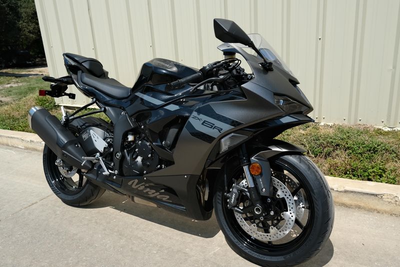 NEW 2026 KAWASAKI NINJA ZX6R ABS Image 1