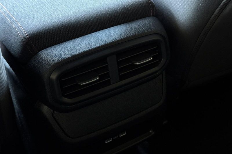 Used 2023 Honda Pilot SportImage 14