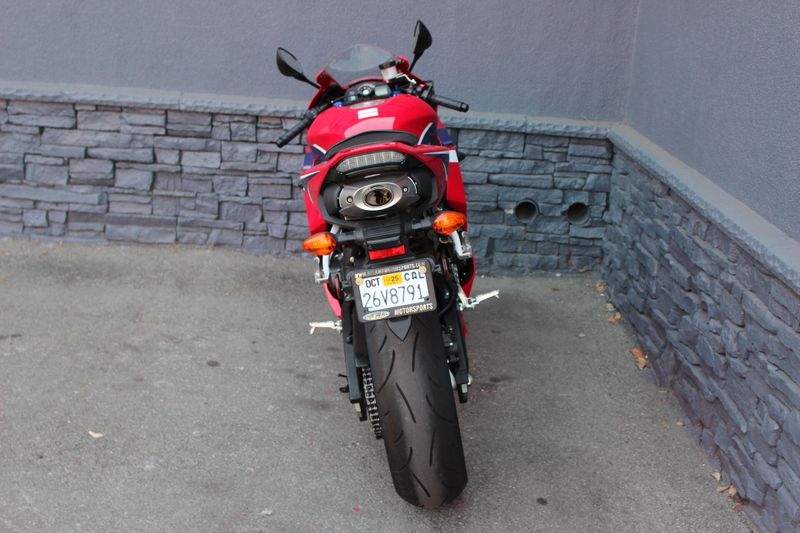 Used 2024 Honda CBR600RR Image 2