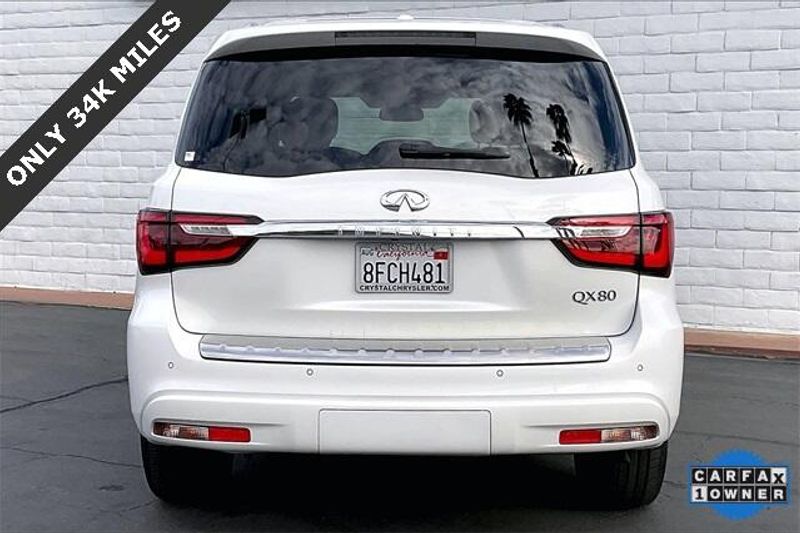 Used 2018 INFINITI QX80 BaseImage 3