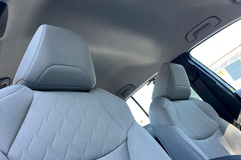 Used 2026 Toyota Corolla Cross LImage 16