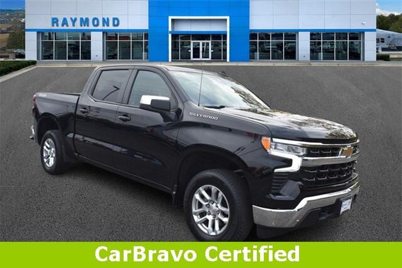 Used 2022 Chevrolet Silverado 1500 LTImage 1