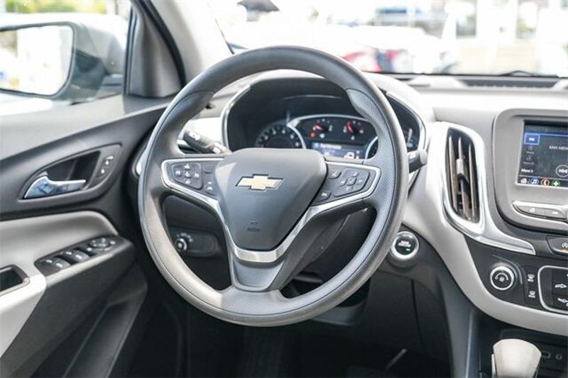 2022 Chevrolet Equinox LSImage 16