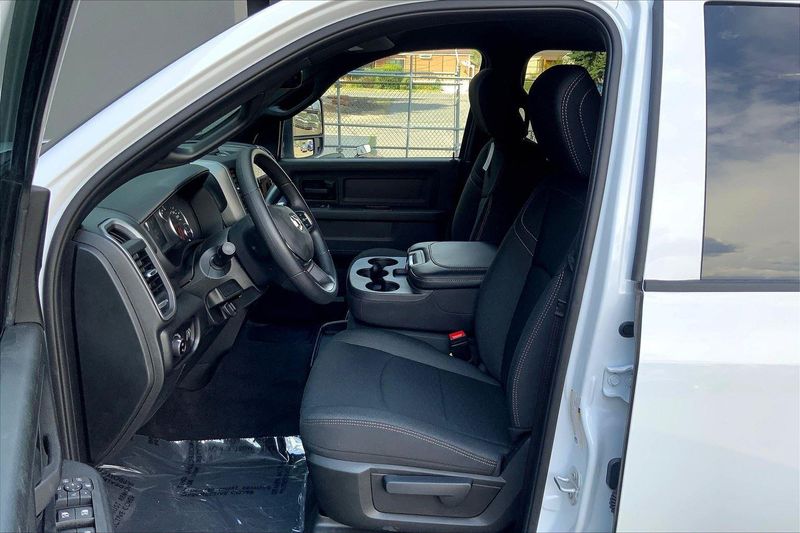 2026 Ram 3500 Tradesman photo 9