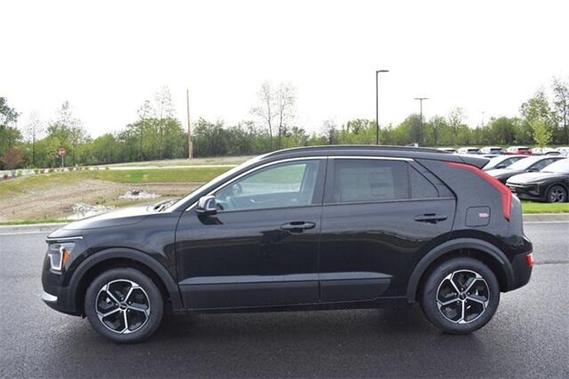 2025 Kia Niro EXImage 6