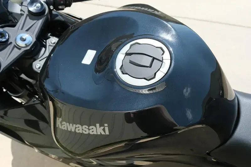 NEW 2026 KAWASAKI NINJA ZX6R ABS Image 15