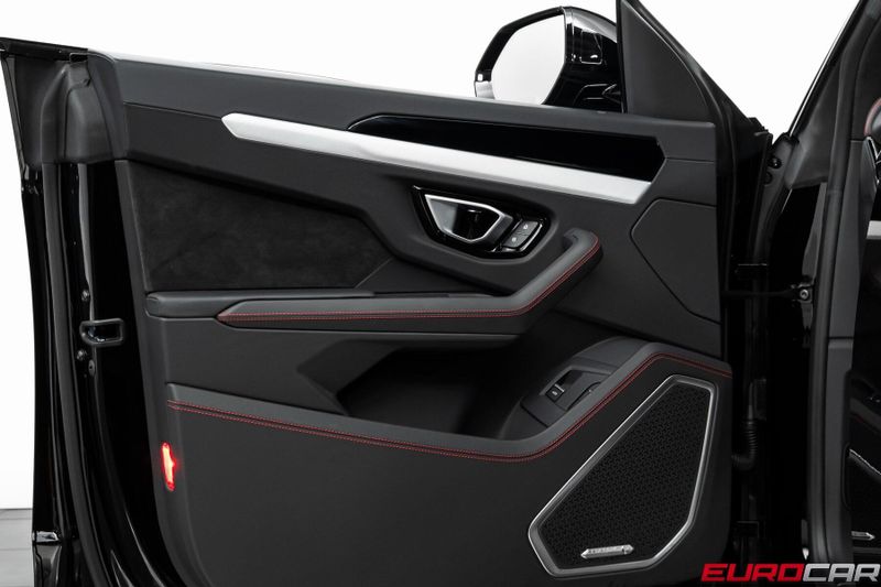 Used 2024 Lamborghini Urus S *PANORAMIC SUNROOF * IMMACULATE CONDITION*Image 22