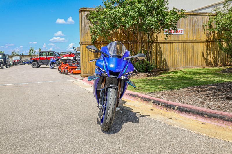 NEW 2026 YAMAHA YZF-R1 Image 21