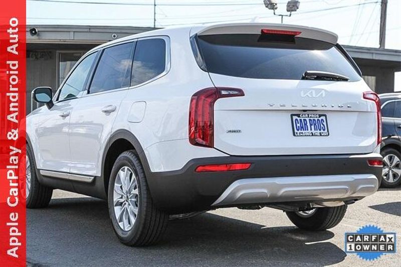 Used 2022 Kia Telluride LXImage 17
