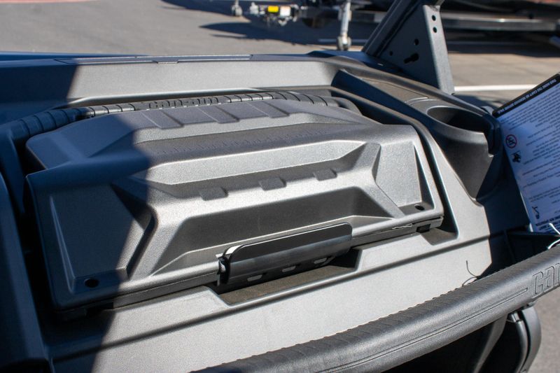 NEW 2026 CAN-AM DEFENDER XT HD7 Image 22