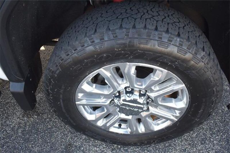 Used 2020 GMC Sierra 3500HD DenaliImage 11