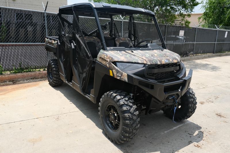 2025 Polaris RANGER CREW XP 1000 PREMIUM PURSUIT CAMO Image 1