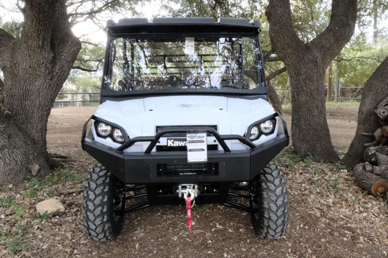 2025 Kawasaki MULE PROFXT 1000 PLATINUM RANCH EDITION METALLIC STARDUST WHITEImage 30