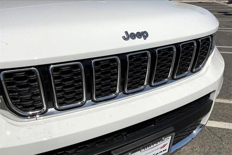 2021 Jeep Grand Cherokee L LimitedImage 30