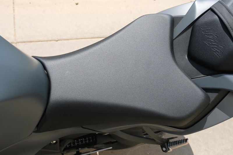 NEW 2026 KAWASAKI NINJA ZX6R Image 10