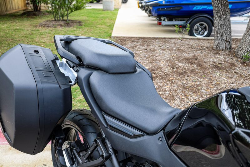 NEW 2025 YAMAHA TRACER 9 Image 21