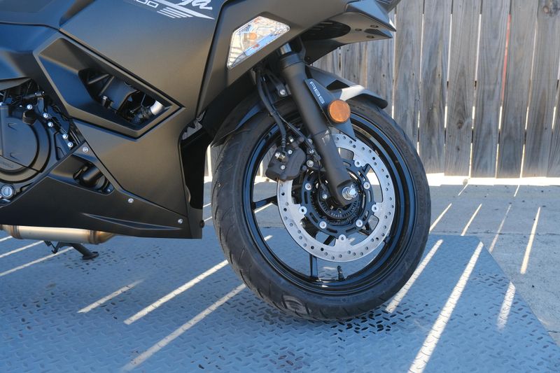 NEW 2026 KAWASAKI NINJA 500 ABS Image 12