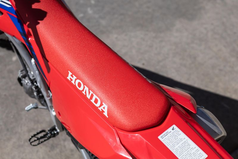 2025 Honda CRF450R RED Image 4